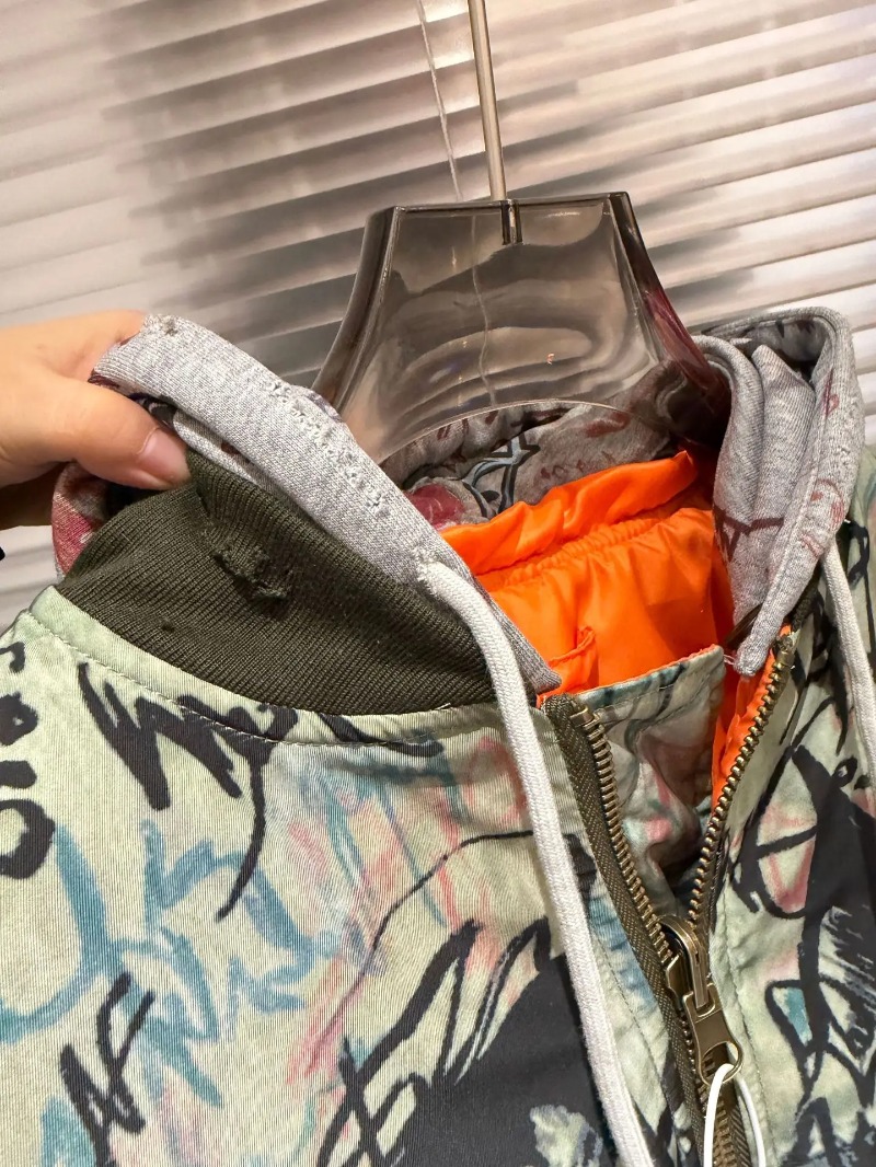 26 SS ロンドン地下鉄アートグラフィティ ウォッシュドパ - Bomber Jacket Men のレビューと価格