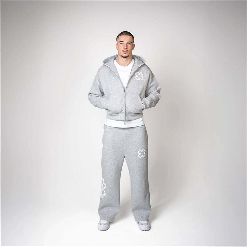 春秋オーバーサイズ四つ葉のクローバーアップリケジップアップフ - Streetwear Hoodie のレビューと価格